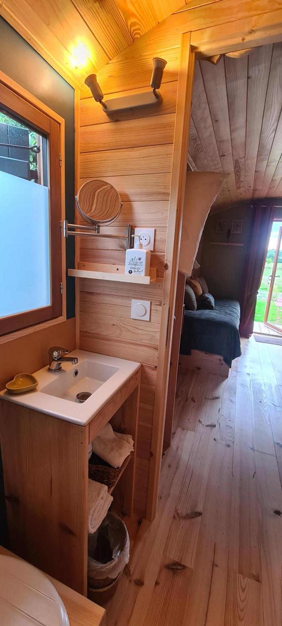 Vila Roulotte A La Ferme Buissonniere La Lande-de-Louge Exteriér fotografie